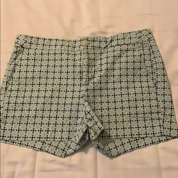 Banana Republic | Green and Navy Shorts (Size 4) - Picture 1 of 2